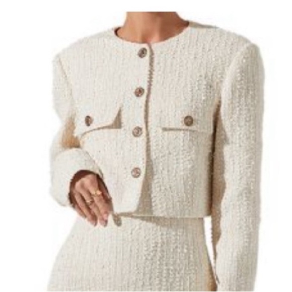 ASTR CROP CREAM JACKET